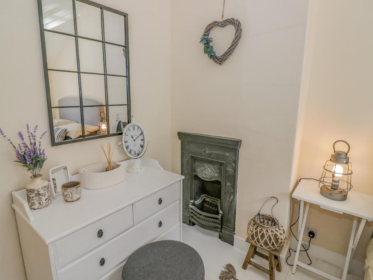 Blossom Cottage Broadway  Bagian luar foto